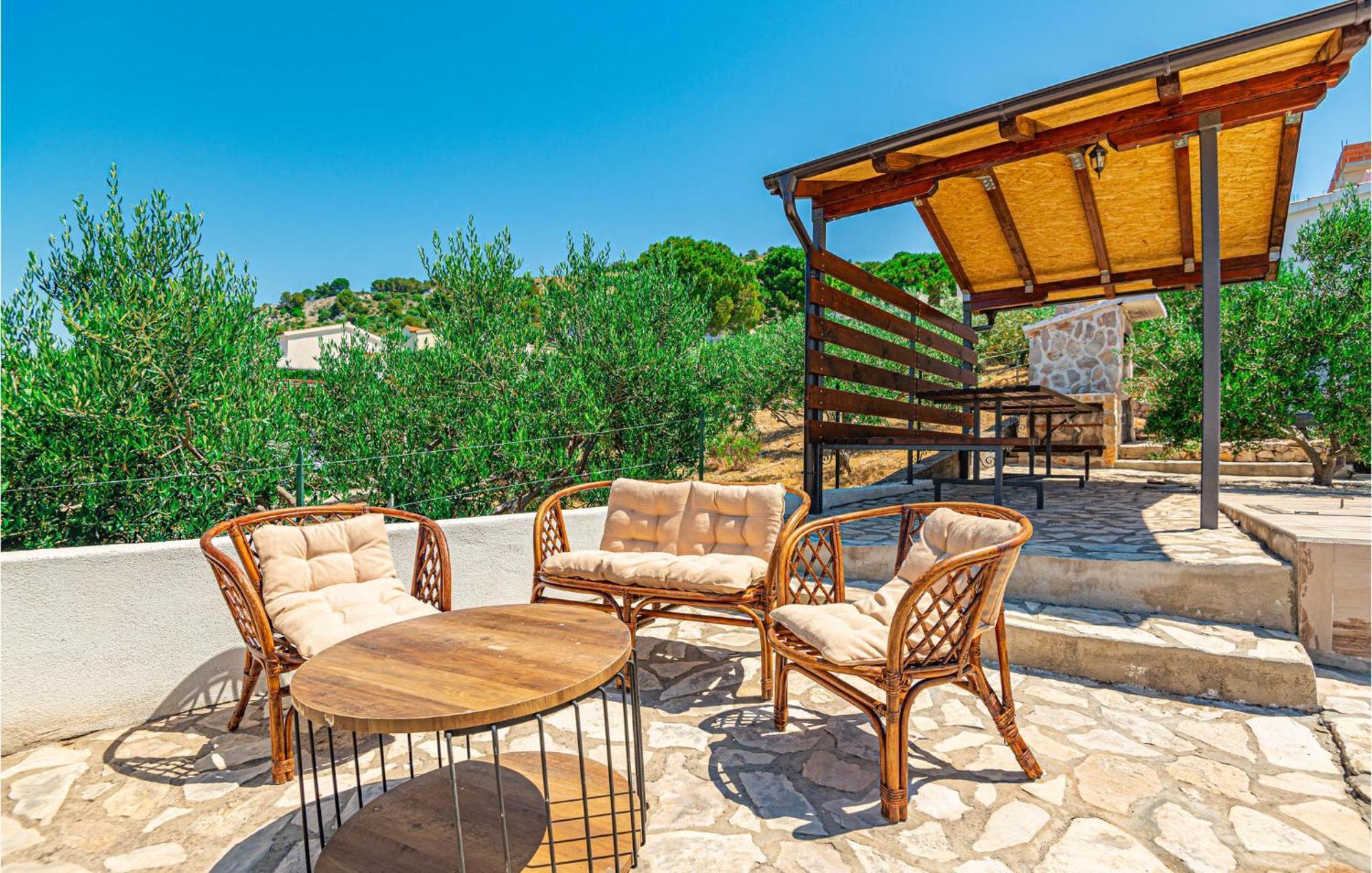 Nice Home In Zatoglav With House Sea View Podglavica Ngoại thất bức ảnh